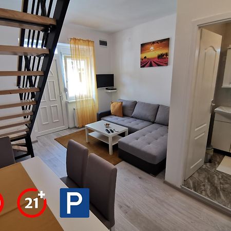 Ris Central Apartments Novi Sad Dış mekan fotoğraf