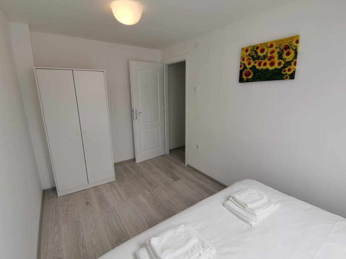 Ris Central Apartments Novi Sad Dış mekan fotoğraf