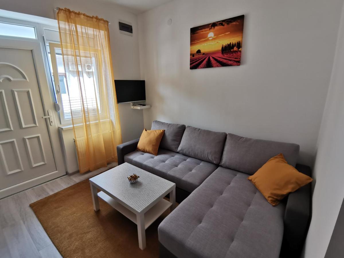Ris Central Apartments Novi Sad Dış mekan fotoğraf