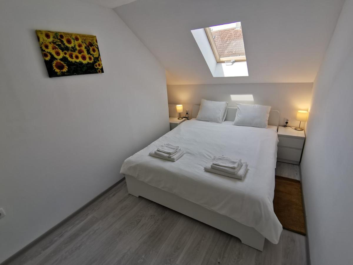 Ris Central Apartments Novi Sad Dış mekan fotoğraf