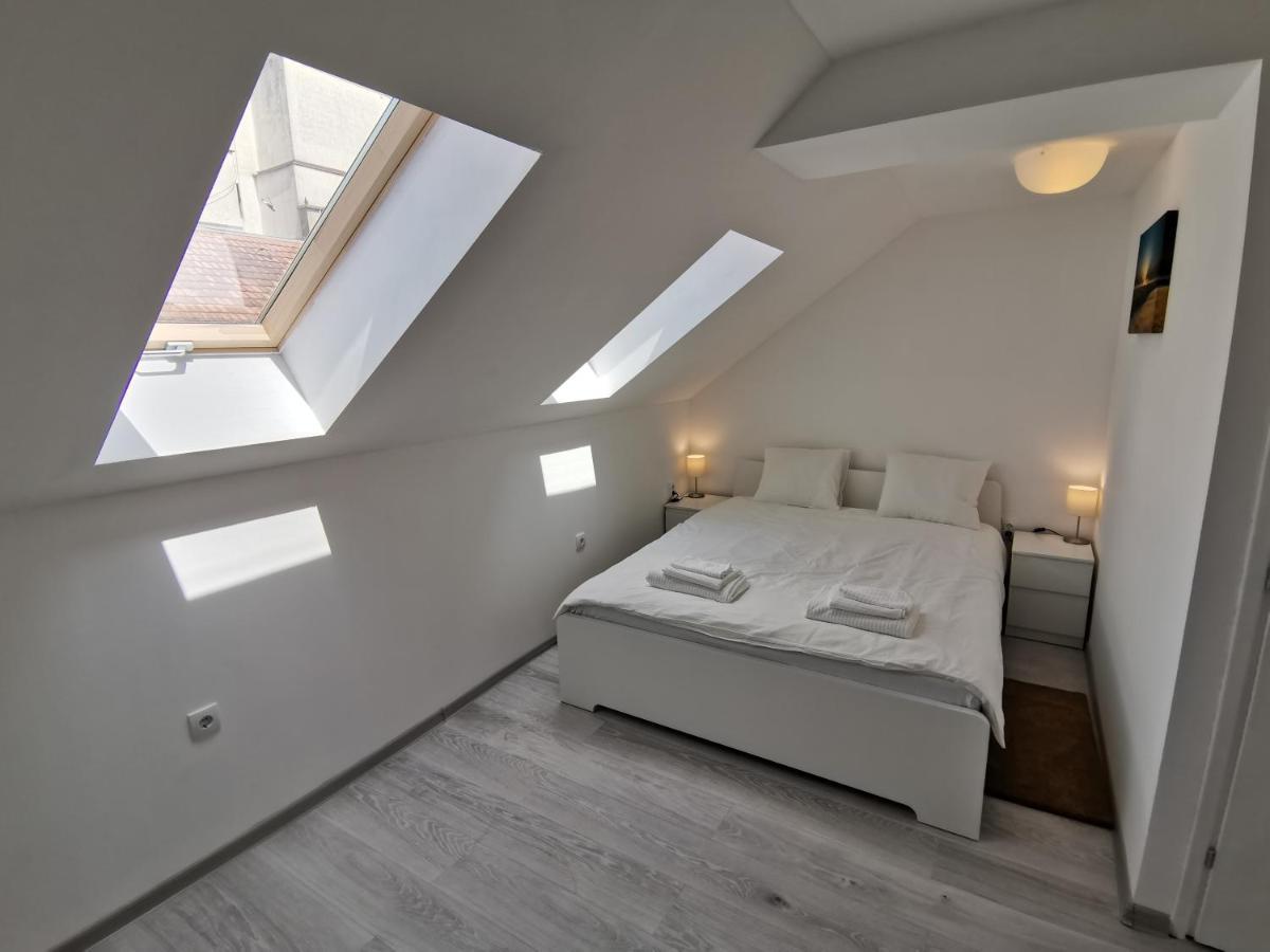 Ris Central Apartments Novi Sad Dış mekan fotoğraf